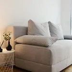 Dreamspace L Kingsize Bett + Free Coffee & Cookies