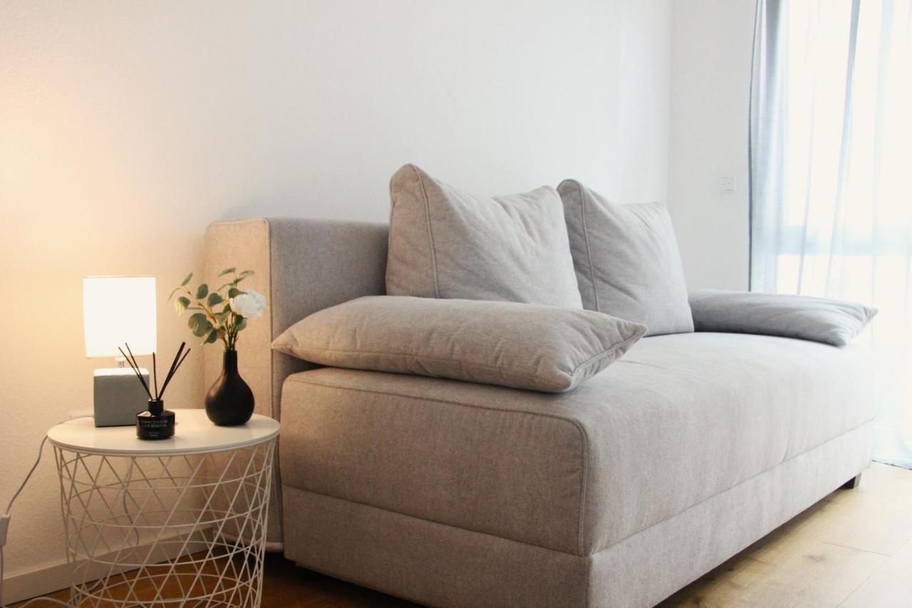 Dreamspace L Kingsize Bett + Free Coffee & Cookies * Darmstadt